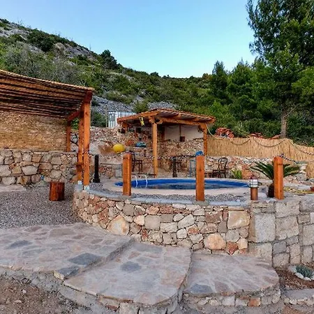 Сasa de vacaciones Getaway Caric Ivan Dolac