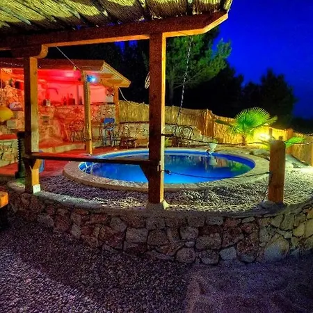 Сasa de vacaciones Getaway Caric *