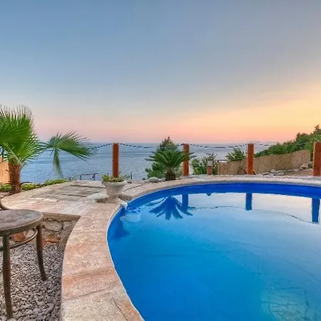 Сasa de vacaciones Getaway Caric *